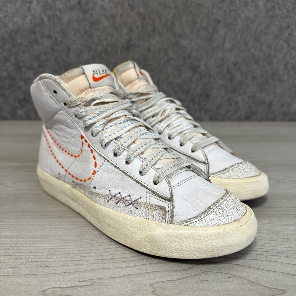 Nike Blazer Mid 77 Nike 101 Womens 7‎ White Orange Embroidered High Top